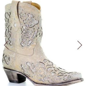 Corral leather boots w/ sparkle inlay
